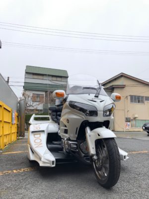 車？バイク？